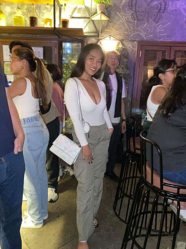 Manila Ultimate Nightlife Pub Crawl - Rooftop drinks and a wider view of Makati