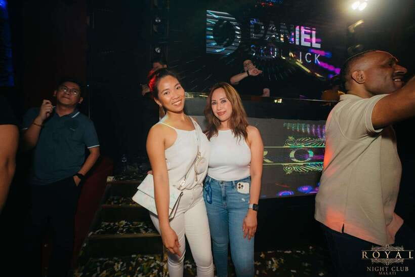 Manila Ultimate Nightlife Pub Crawl - The final club stop and music choices