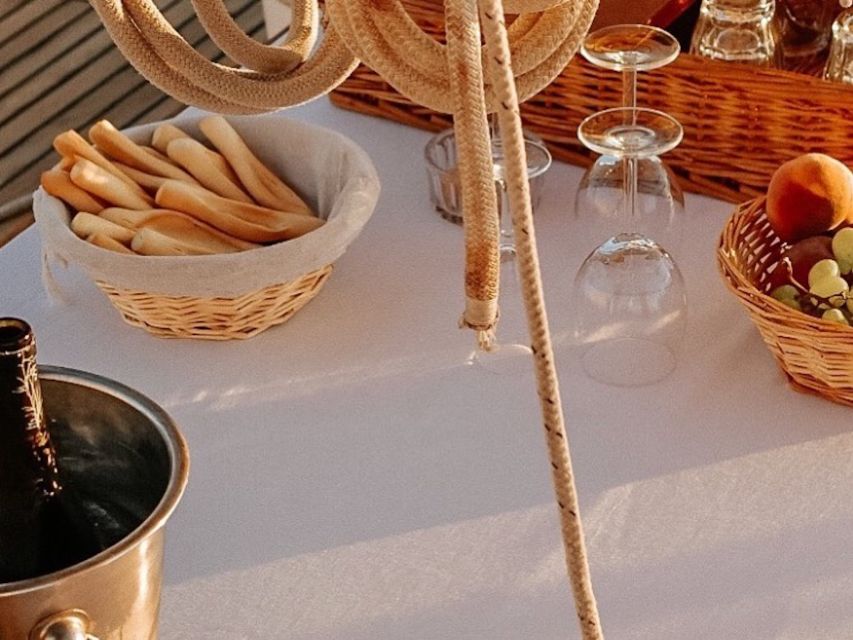 Marseille: Sunset Cruise Cocktail-Dinner in Frioul Islands - My practical booking advice