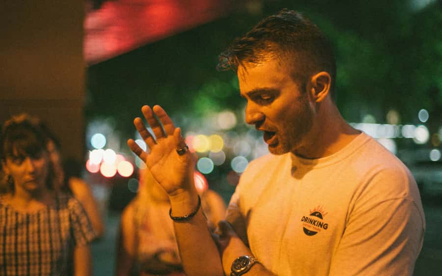 Melbourne: Hidden Bars & Laneway Legends Walking Tour - Stories of gold, rules, and mistaken justice
