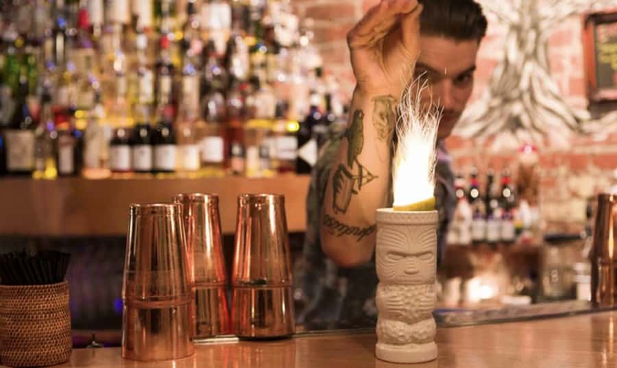 Melbourne: Local Laneway Bars and Their Stories - Why the guide makes the difference