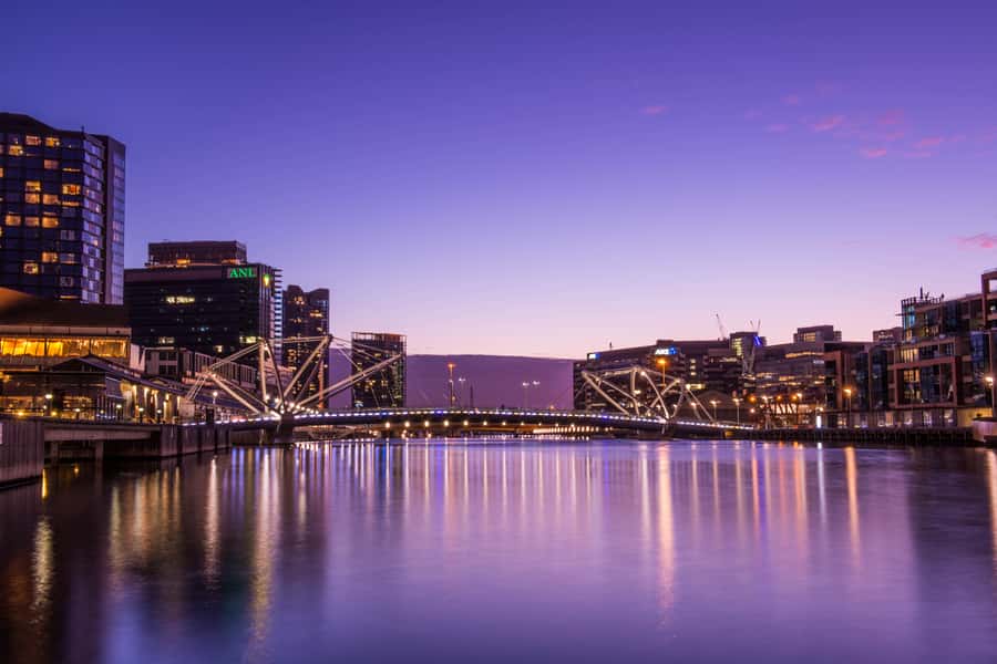 Melbourne Scenic Sunset Cruise with Bar & City Views - Key points before you book