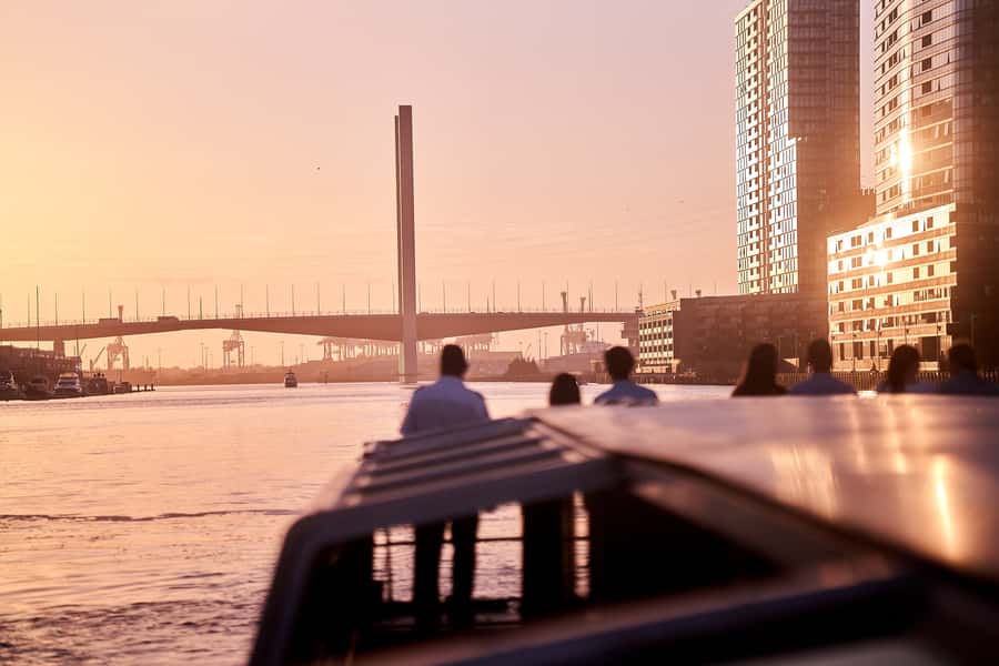 Melbourne Scenic Sunset Cruise with Bar & City Views - What happens during the 75-minute cruise