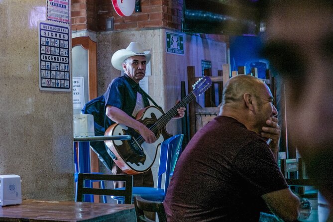 Mexico City Tequila and Mezcal historic bar experience - What four drinks per cantina means