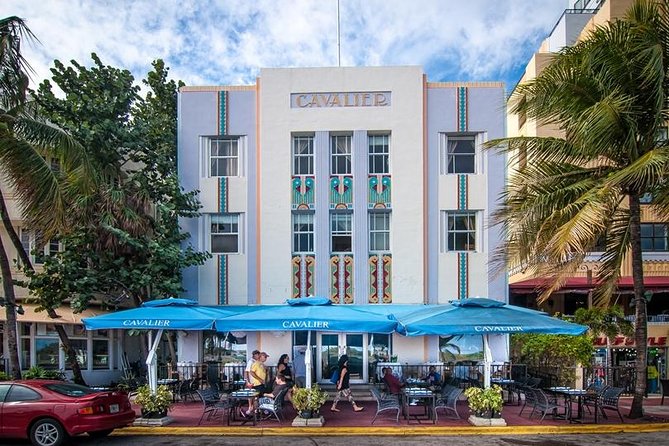 Miami Beach Art Deco Tour with Cocktails - Cocktails, lobbies, and the rhythm of the route