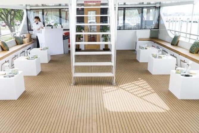 Miami Sip & Sea: Cocktail Cruise & Sunset Boat Tour - What this Miami boat cruise really offers