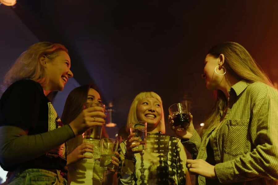 Milan Social Walk: Bars, Squares & Local Vibes - What this Milan night is really about