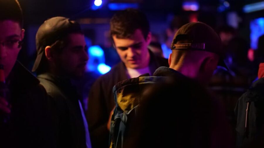 Milan: Ultimate Bar Crawl with Shots and VIP Club Access - Games, challenges, and the final dance floor