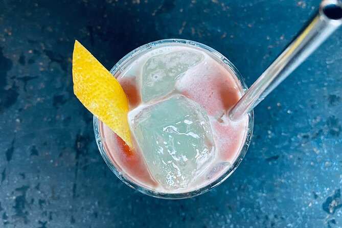 Minneapolis Local Bar Tour with Tastings - A neighborhood bar on North Washington Avenue
