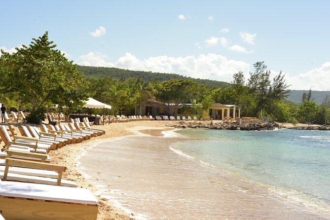 Montego Bay: Bamboo Beach Club with Lunch and Cocktails - What to pack for the four-hour visit