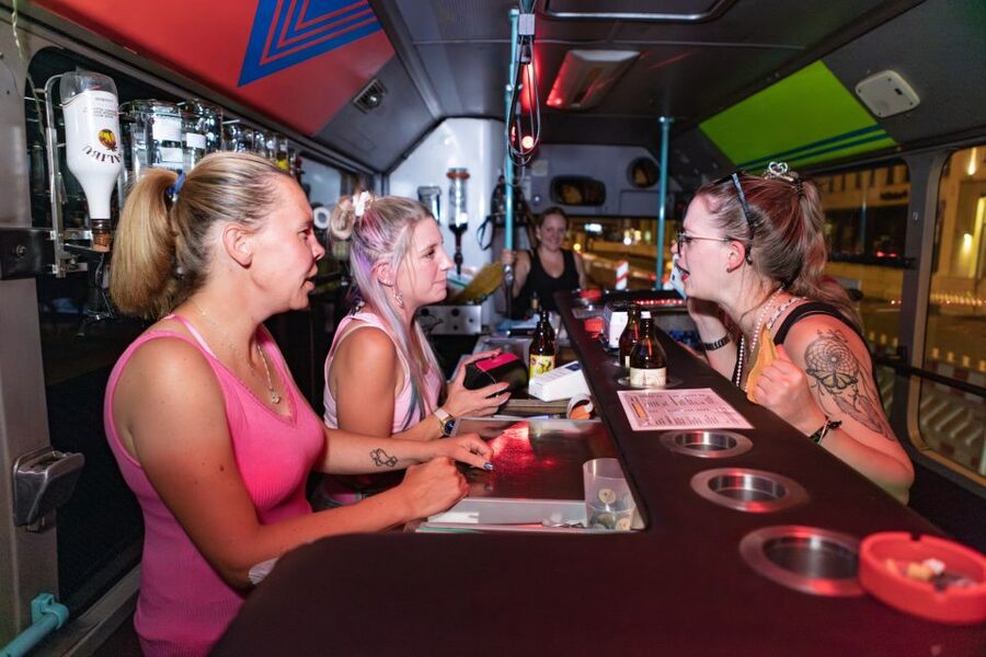 Munich: Bar and Club Crawl - Who will enjoy this Munich night out