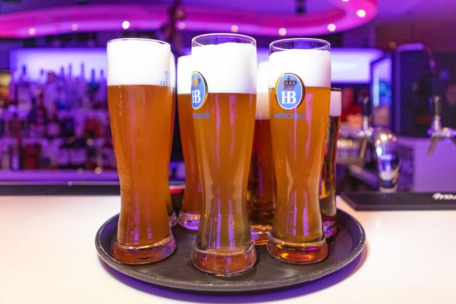 Munich: Bar and Club Crawl - Two or three stops, each with a different mood