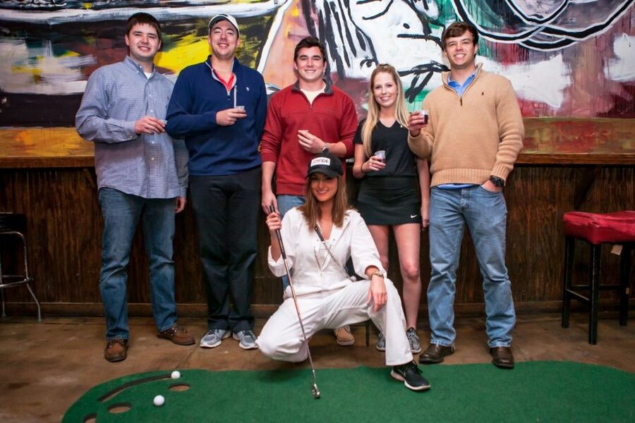 Nashville: 2-Hour Golf Cart Bar Crawl Tour - Riding between Nashville’s midtown bars