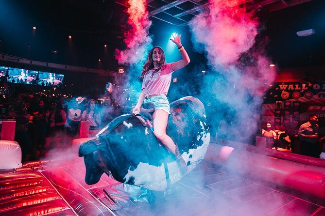 Nashville Bar Crawl with Express Entry and Drink Discount - A Broadway night built around movement