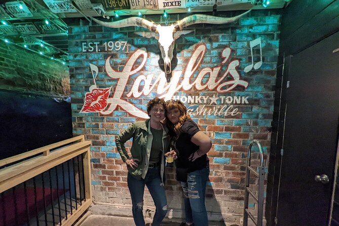 Nashville Bar Crawl with Express Entry and Drink Discount - The final Broadway stop