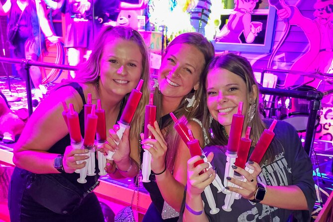 Nashville Bar Crawl with VIP Club Entrance and Bonus Shots - Group size, safety, and keeping up