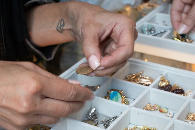 Nashville Build Your Own Charm Bracelet Bar Experience - A creative souvenir on Nashville’s Music Row