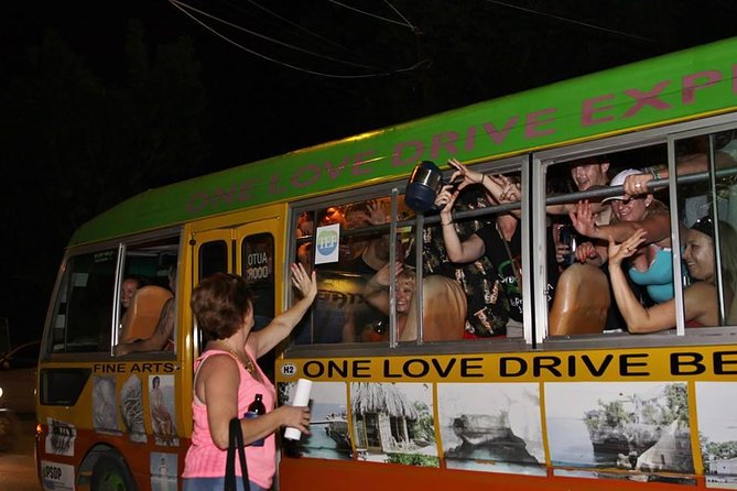 Negril One Love Bus Bar Crawl - Why solo visitors often fit in easily