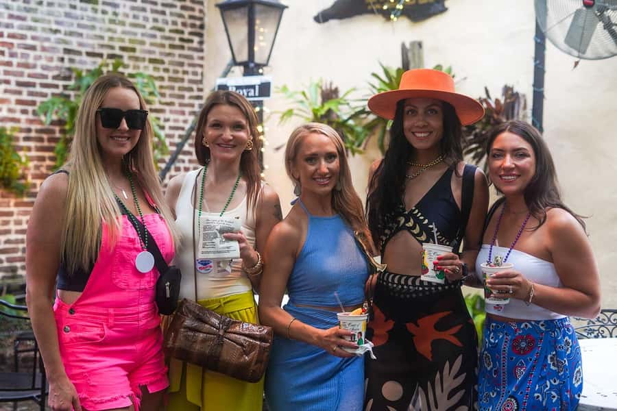 New Orleans: Afternoon Cocktail Walking Tour with Drinks - Why a cocktail tour works so well in New Orleans