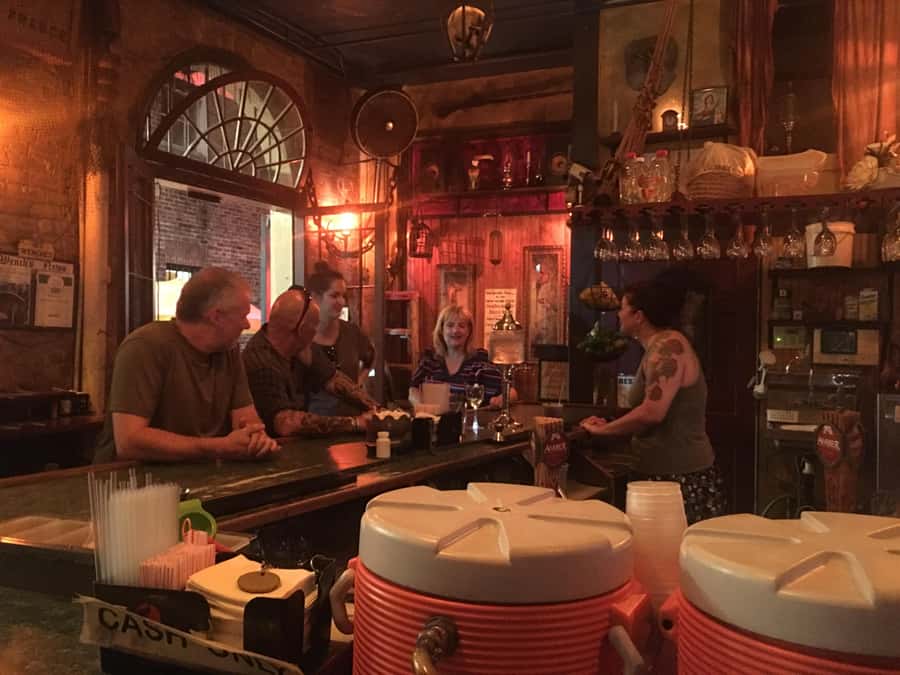 New Orleans Cocktails, History, Voodoo & Paranormal Tour - Cocktails are part of the mood, not part of the price