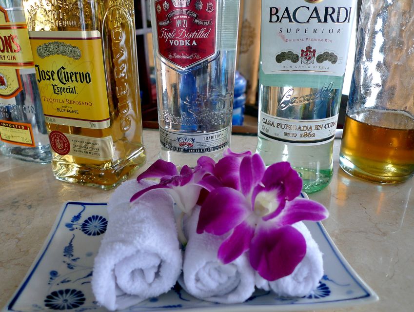 Nha Trang: Romantic Sunset Cocktails and Dinner Cruise - The Five-Course Seafood Dinner