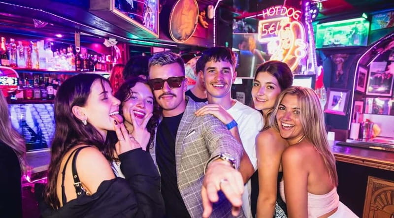 Nice: Bar/Pub Crawl with Free Shots and VIP Entry - First bars: free shots and a quick start