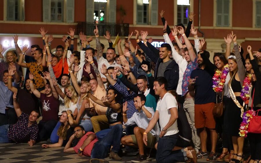 Nice: Ultimate Party Bar Crawl Free Shots & VIP Club Entry - Practical details for a smoother night