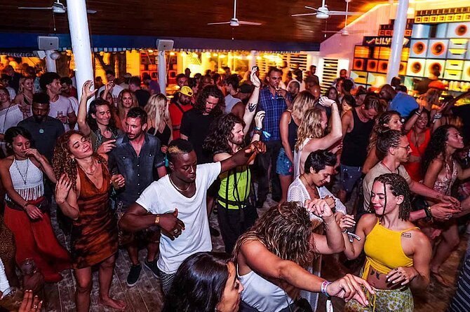 Nightlife & Clubbing in Montego Bay| Lounge 27/27, Pier 1, Taboo - Three stops, three versions of Montego Bay nightlife