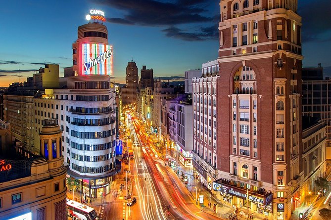 Nightlife Tour Drinks Tapas and Party Experience in Madrid - What the guides add to the evening