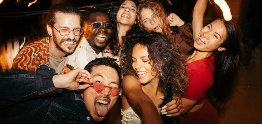 Nuremberg: Bar and Club Tour with Free Shots and Free Entry - Is $34 good value?