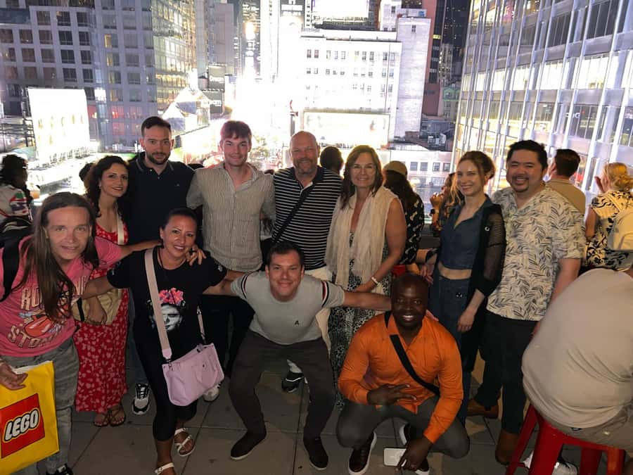NYC: Bar, Lounge and Rooftop Nightlife Tour - Should you book the Midtown rooftop and bar tour?