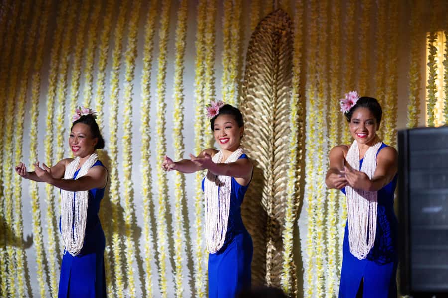 Oʻahu: Nā Lei Aloha Lūʻau & Dinner or Cocktail Show Option - Key points to know before booking