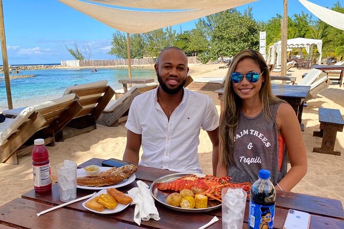 Ocho Rios: Bamboo Beach Club VIP Access with Lunch and Cocktails - What arrives at your chair
