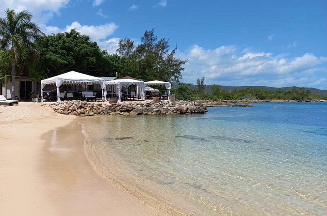 Ocho Rios: Bamboo Beach Club VIP Access with Lunch and Cocktails - Weather and cancellation rules
