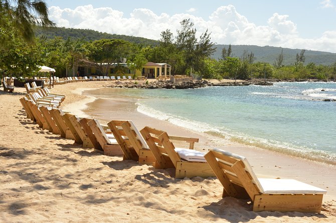 Ocho Rios: Bamboo Beach Club with Specialty Lunch & Cocktails - Music, entertainment, and the limits of the program