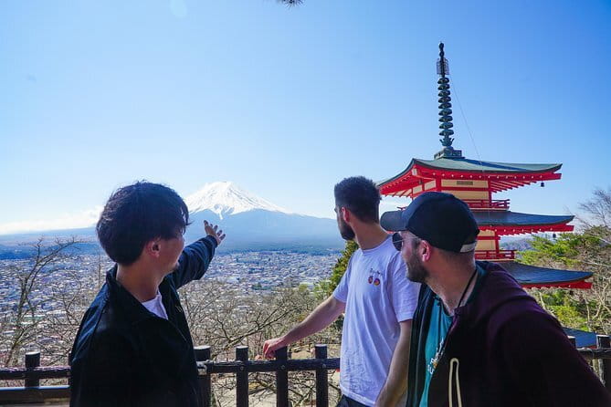 Onsen Spa in Tokyo and Asakusa Bar Hopping with Local Guide - Who should book this experience