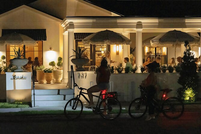 Orlando Night Bike Tour: A Fun Ride Thru the City’s Nightlife - Wall Street Plaza: the first 30-minute stop