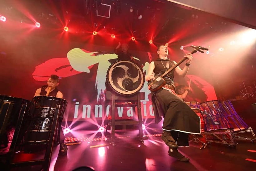 Osaka Umeda：PICCADILLY LIVE SHOW & NIGHTCLUB TICKET & Shisha - Who Will Enjoy Piccadilly Most?