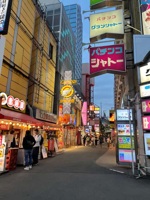 Osaka: Unforgettable Bar Hopping in Kyobashi! - Stop two: one floor, several Osaka dining styles