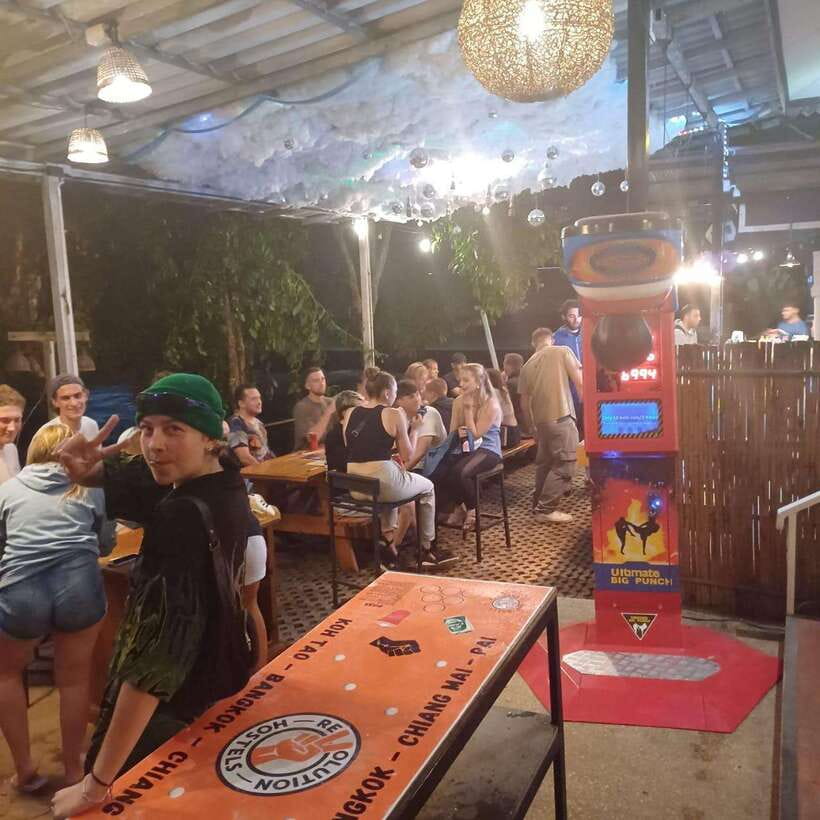 Pai Pub Crawl: The Best Nightlife in Town! - Timing, transport, and a few useful tips