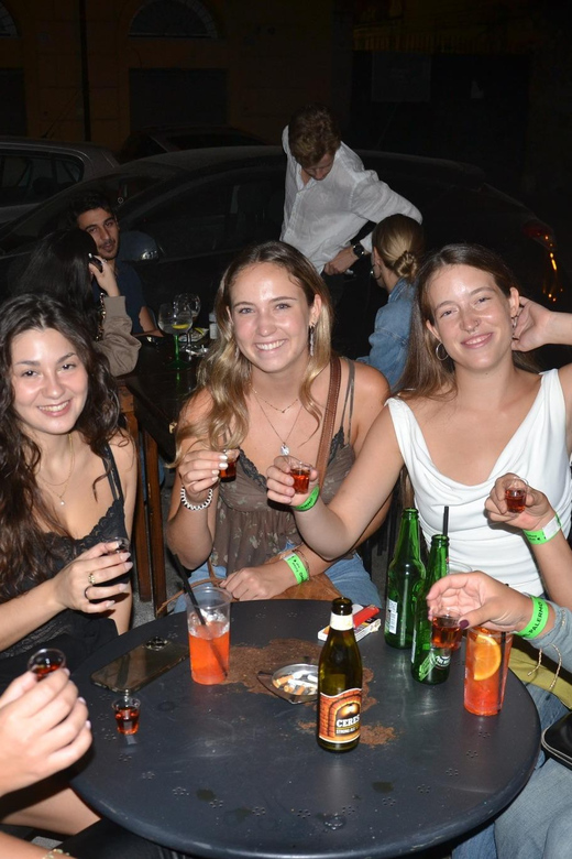 Palermo: Guided Bar Crawl with Shots and Discounts on Drinks - Key points to know before booking