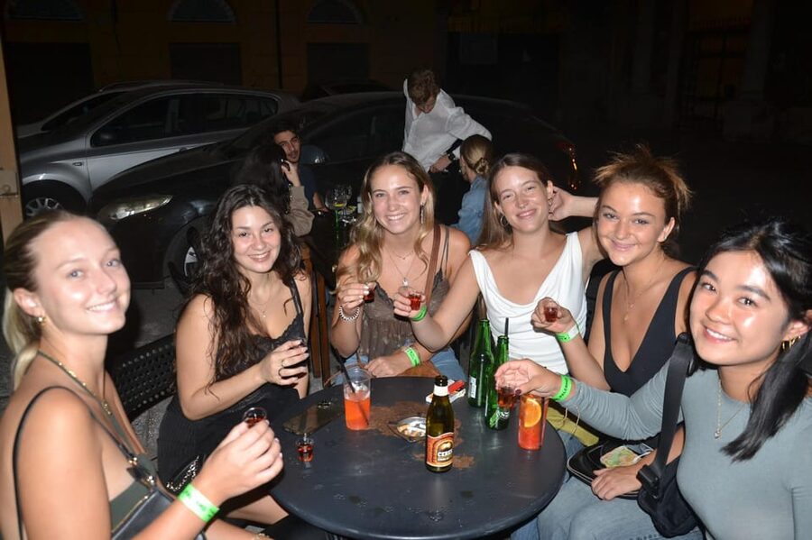 Palermo: Guided Bar Crawl with Shots and Discounts on Drinks - The social side is the real attraction