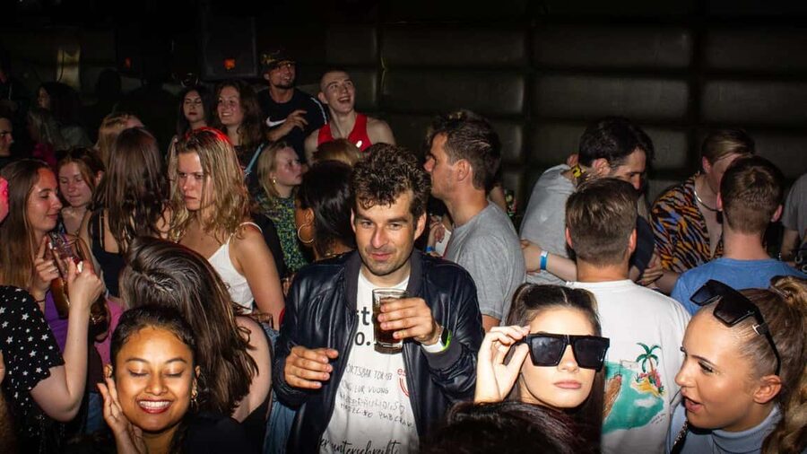 Paris: Pub Crawl with Shots and Nightclub Entry - Why the social format works for solo visitors