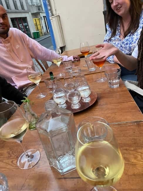 Paris Wine Experience : Guided Tasting in Top Wine Bars - Starting near Hôtel de Ville