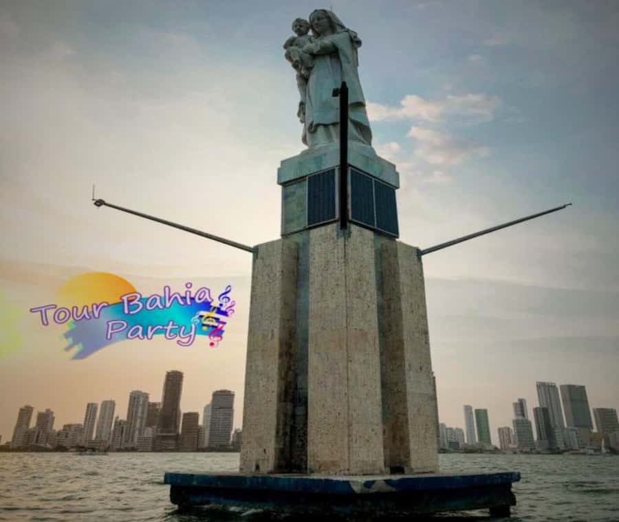 Party Boat in Cartagena Bay with NightClub Ticket - Value, flexibility, and who should book