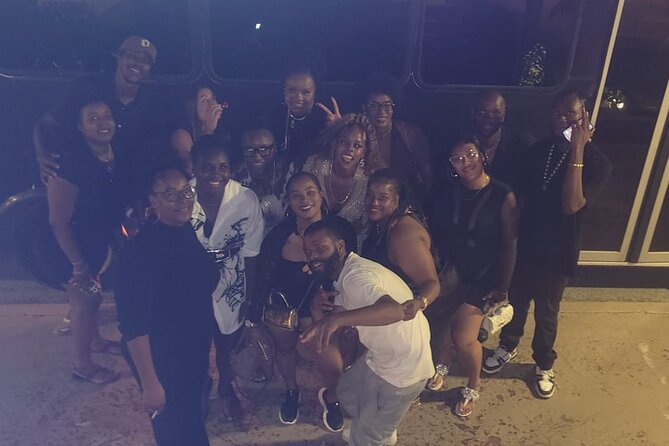 Party Bus Bar Hopping Nightlife in Sint Maarten - Comfort and group style: social, loud, and adult-focused