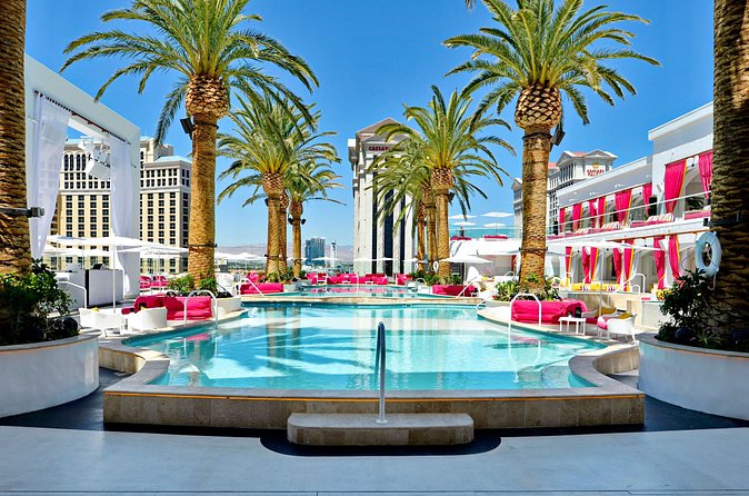 Party Bus Dayclub Crawl - Host quality can shape the whole afternoon