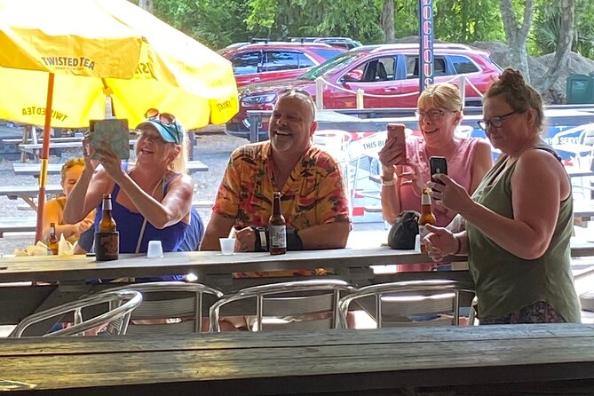 Party Bus Dive Bar Bus Crawl l - Metz Lounge I on historic A1A