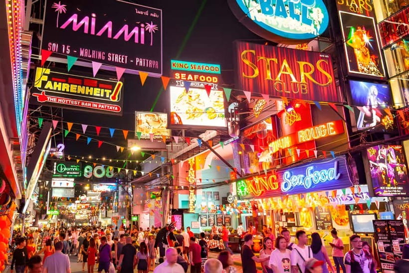 Pattaya: Rooftop, Nightclubs, Nightmarket & Walking Street - Stones House and the First Taste of Walking Street