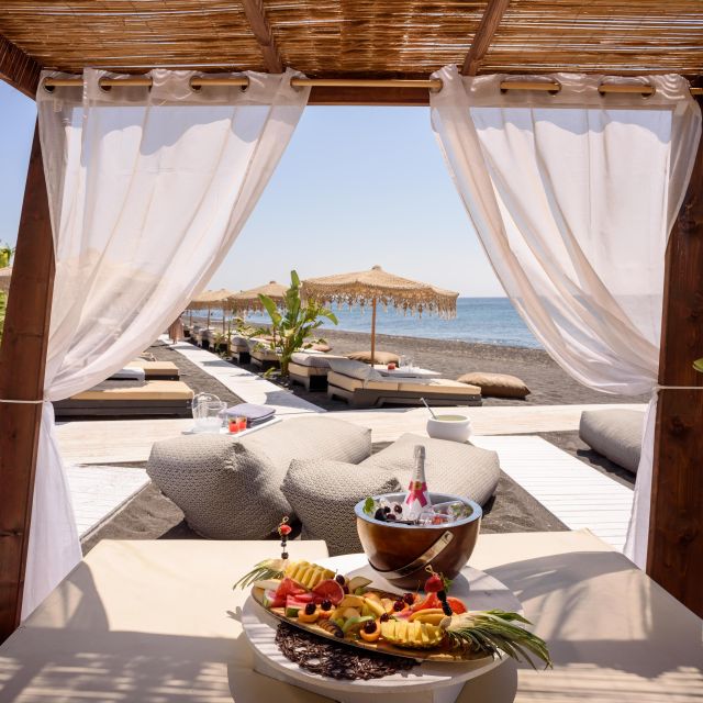 Perivolos Beach: Sun-Bed Experience FortyOne Bar Restaurant - Food, cocktails, and the real cost of the day